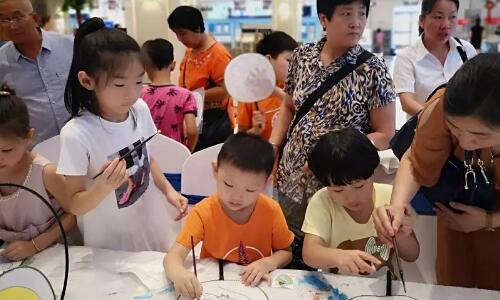 清涼一夏畫出來，盆栽冰淇淋&團(tuán)扇彩繪美好上演！