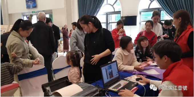 愛(ài)心定制抱枕，把幸福抱回家