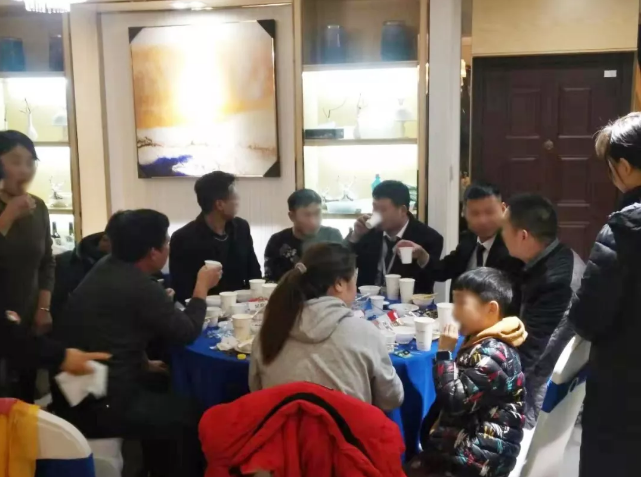 我叫上你，你帶上朋友，一起沸騰開(kāi)席